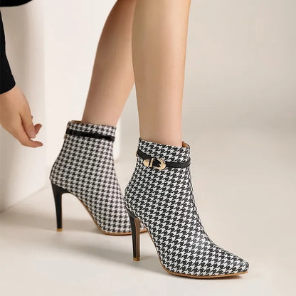 Sloane Houndstooth Stiletto