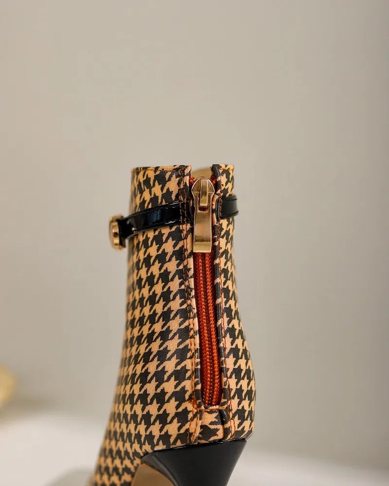 Sloane Houndstooth Stiletto